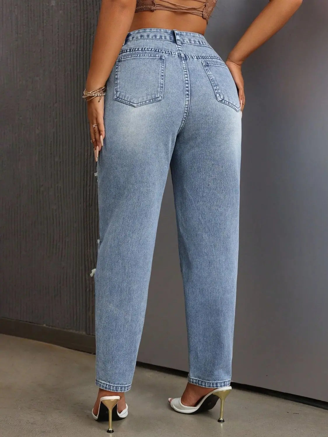 Distressed High Rise Jeans with Pockets Trendsi